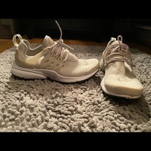 Nike sneakers, cream color size 8